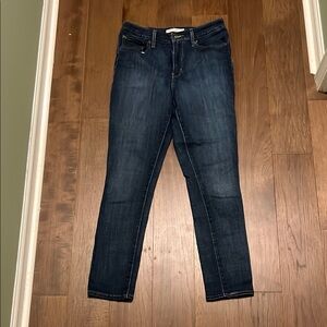 Levi's Women's Deep Indigo Skinny Jeans